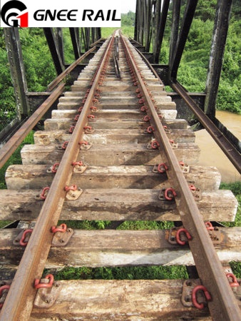 Wooden Sleeper for Bridge - railway fasteners